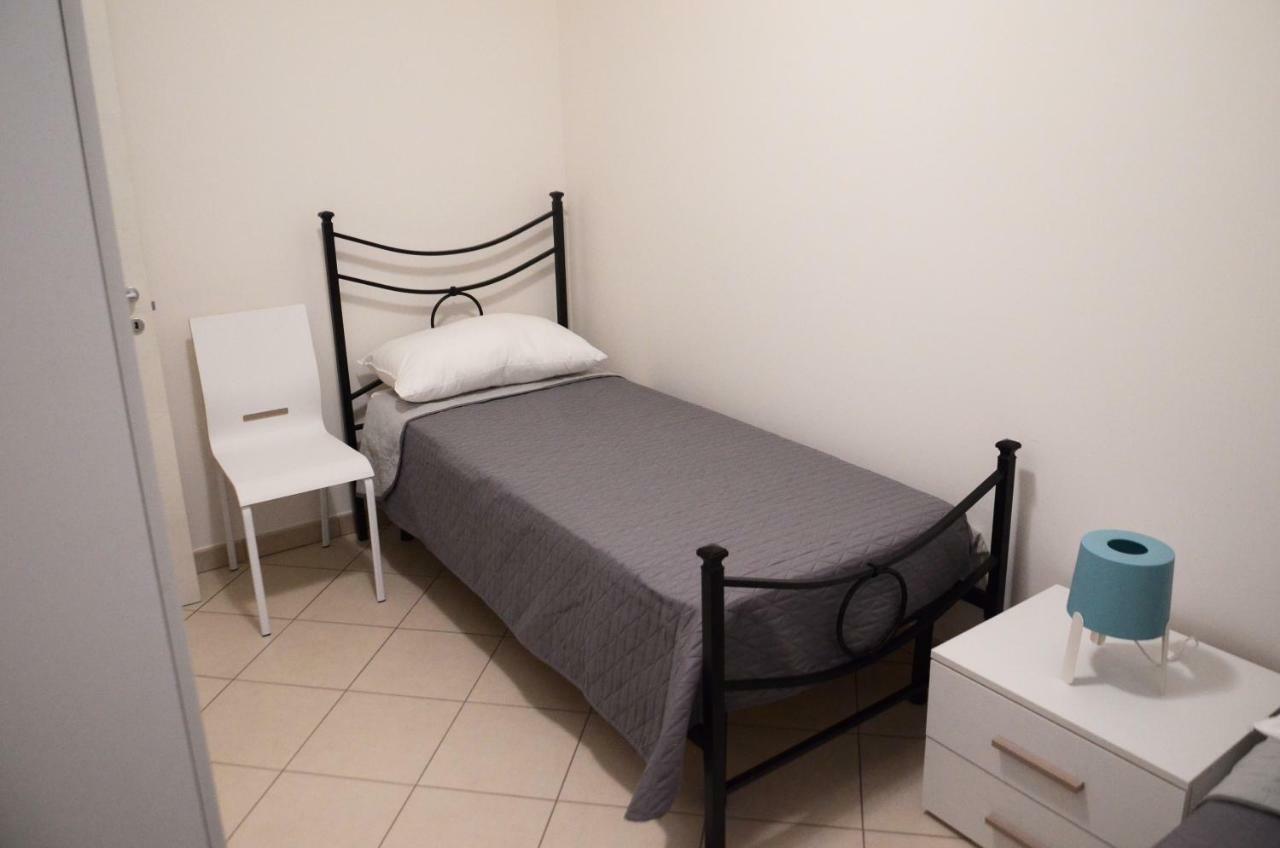 Casa Vacanze Cristoforo Colombo Lägenhet Lido Conchiglia Exteriör bild