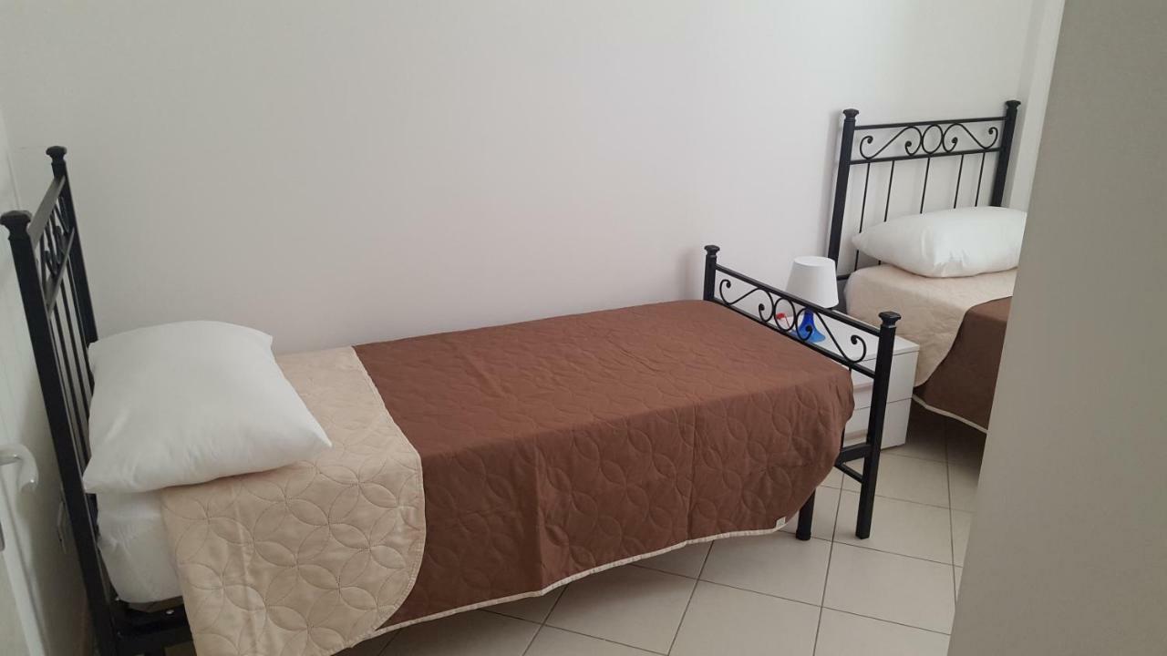 Casa Vacanze Cristoforo Colombo Lägenhet Lido Conchiglia Exteriör bild